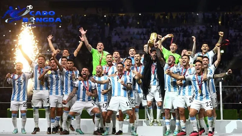 Đương kim vô địch Argentina