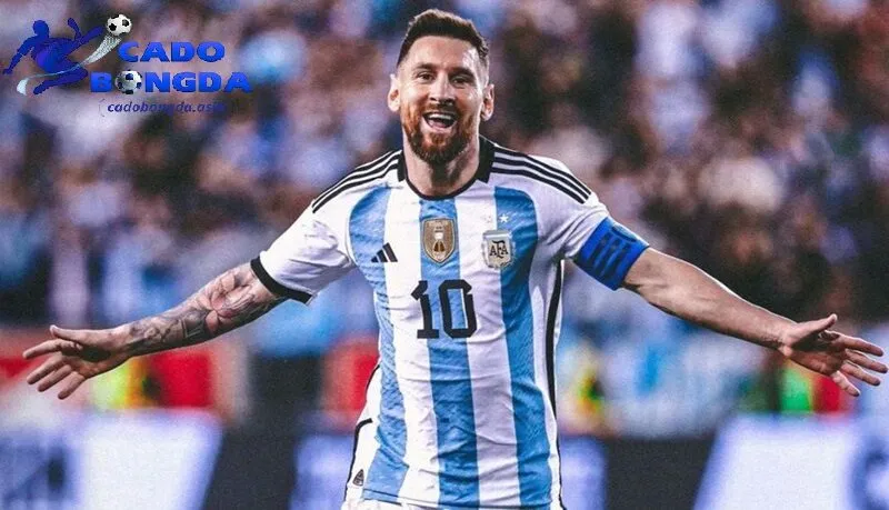 Messi năm nay bao nhiêu tuổi?